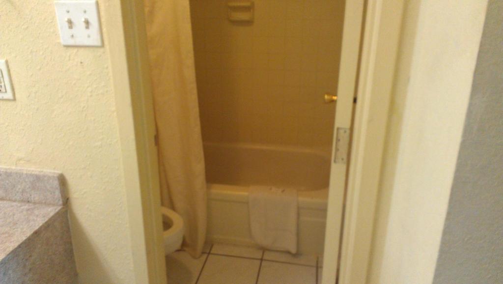Atlanta Airport Hotel فوريست بارك الغرفة الصورة